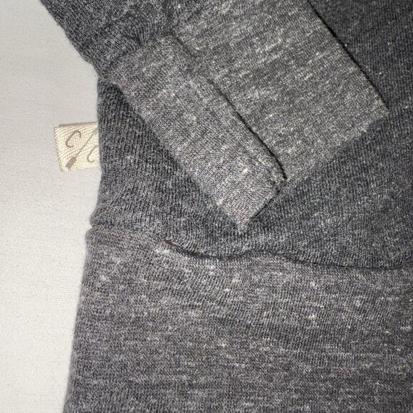 Childhoods Clothing Size 18-24 Months Gray Brown Hooded Sweatshirt Lot Sweater - Picture 10 of 10